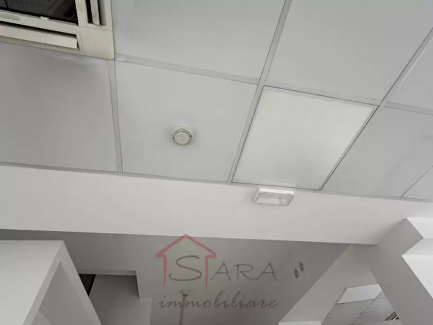 Immagine 20 di Negozio in affitto  in Via Cardinal Callegari, 30 a Padova