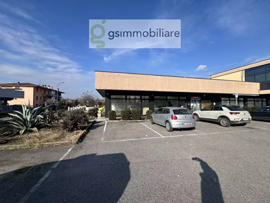 Immagine 43 di Negozio in vendita  in via armando diaz a San Zeno Naviglio