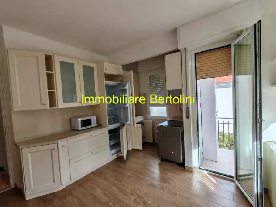 Immagine 4 di Appartamento in vendita  in Via Lagazzi a Bordighera