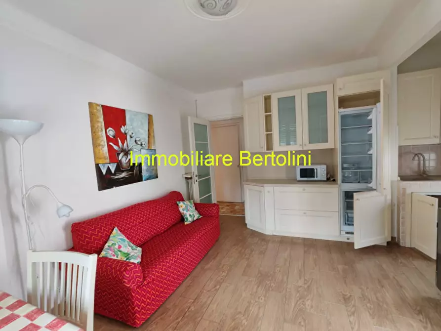 Immagine 5 di Appartamento in vendita  in Via Lagazzi a Bordighera