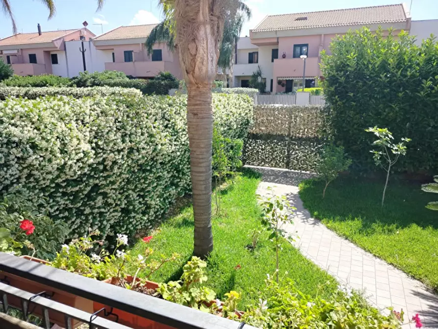Immagine 1 di Villa in vendita  in VIA SANDRO PERTINI 710 a Palermo