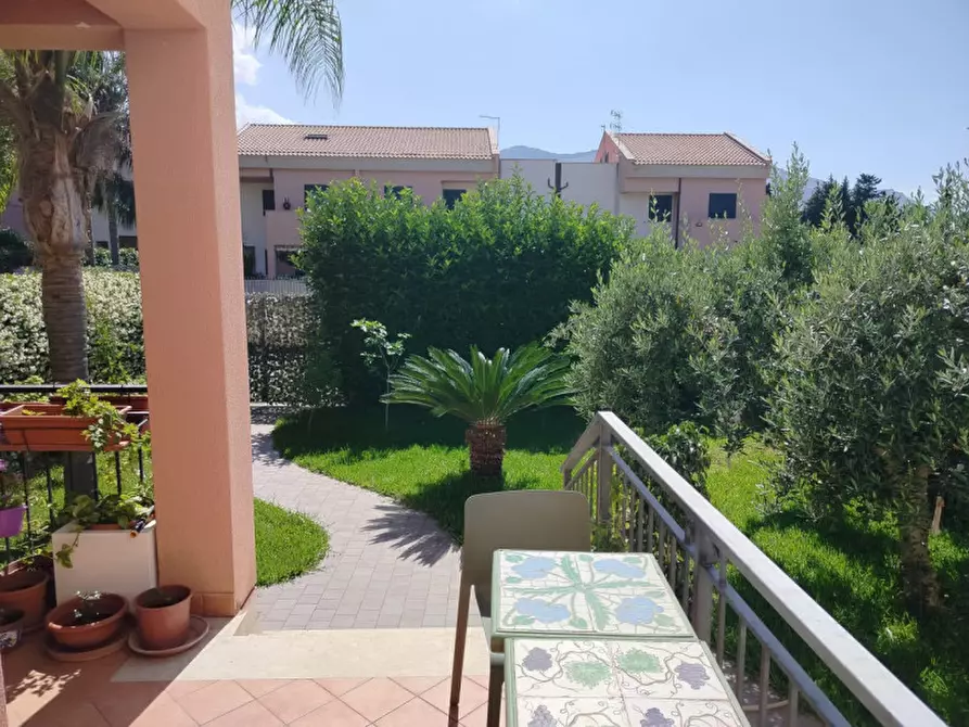 Immagine 3 di Villa in vendita  in VIA SANDRO PERTINI 710 a Palermo