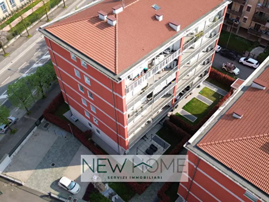 Immagine 1 di Appartamento in vendita  in Via Rinaldo Veronesi a Verona