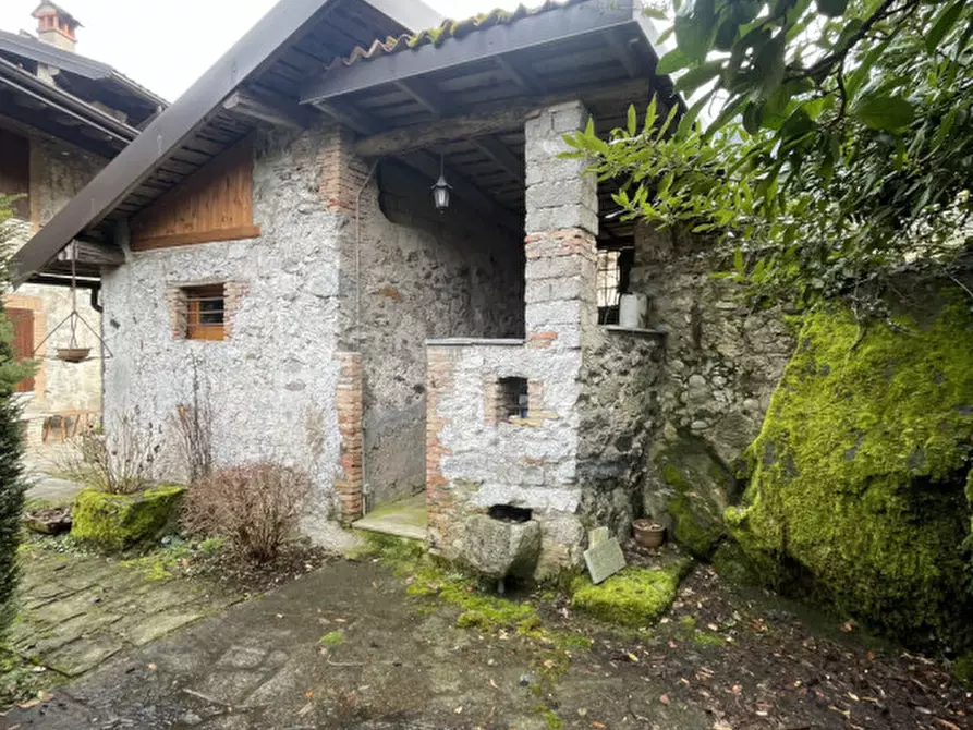 Immagine 28 di Casa bifamiliare in vendita  in Via Castello a Idro