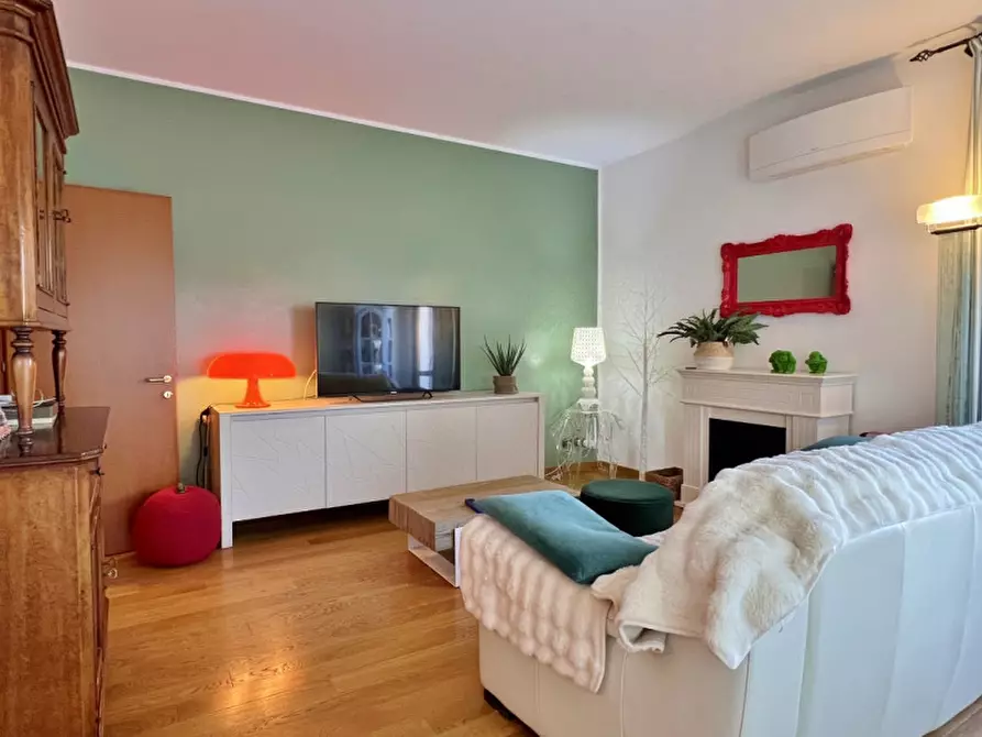 Immagine 3 di Appartamento in vendita  in Via Giuseppe Parini a Vicenza