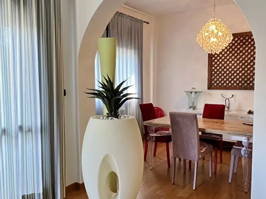 Immagine 5 di Appartamento in vendita  in Via Giuseppe Parini a Vicenza