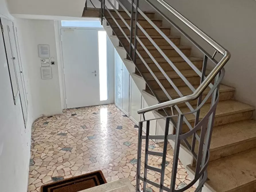 Immagine 24 di Appartamento in vendita  in Via Giuseppe Parini a Vicenza