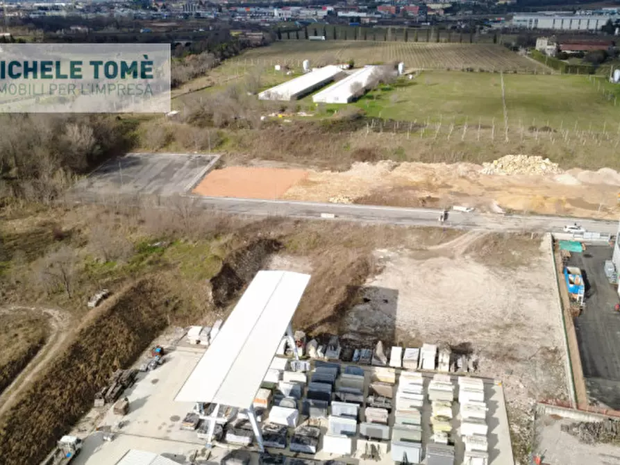 Immagine 7 di Terreno in vendita  in viale primo maggio a Cavaion Veronese