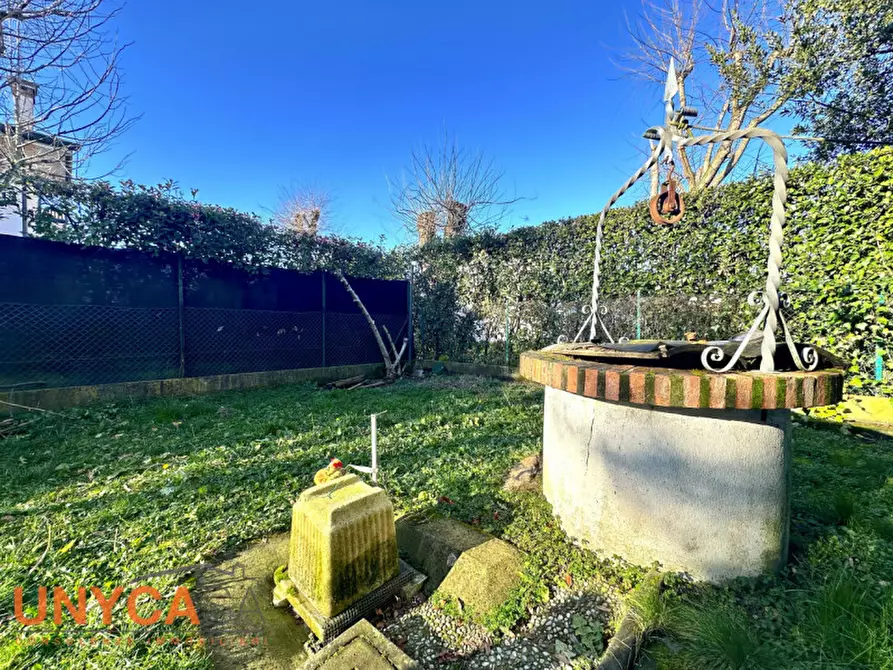 Immagine 2 di Casa bifamiliare in vendita  a Selvazzano Dentro