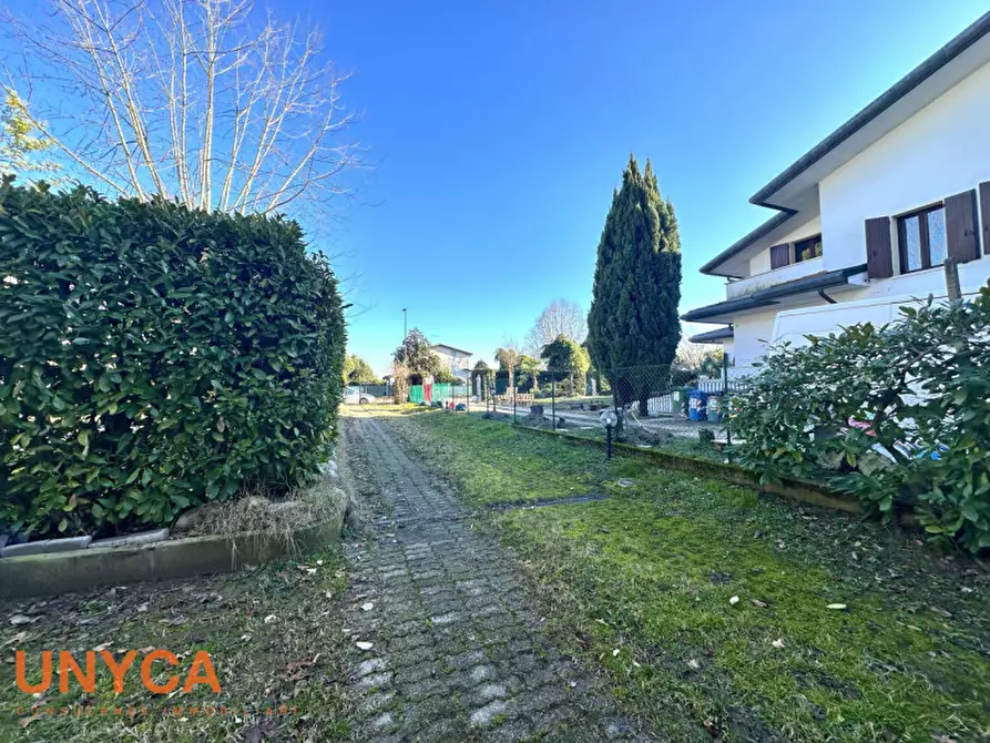 Immagine 12 di Casa bifamiliare in vendita  a Selvazzano Dentro