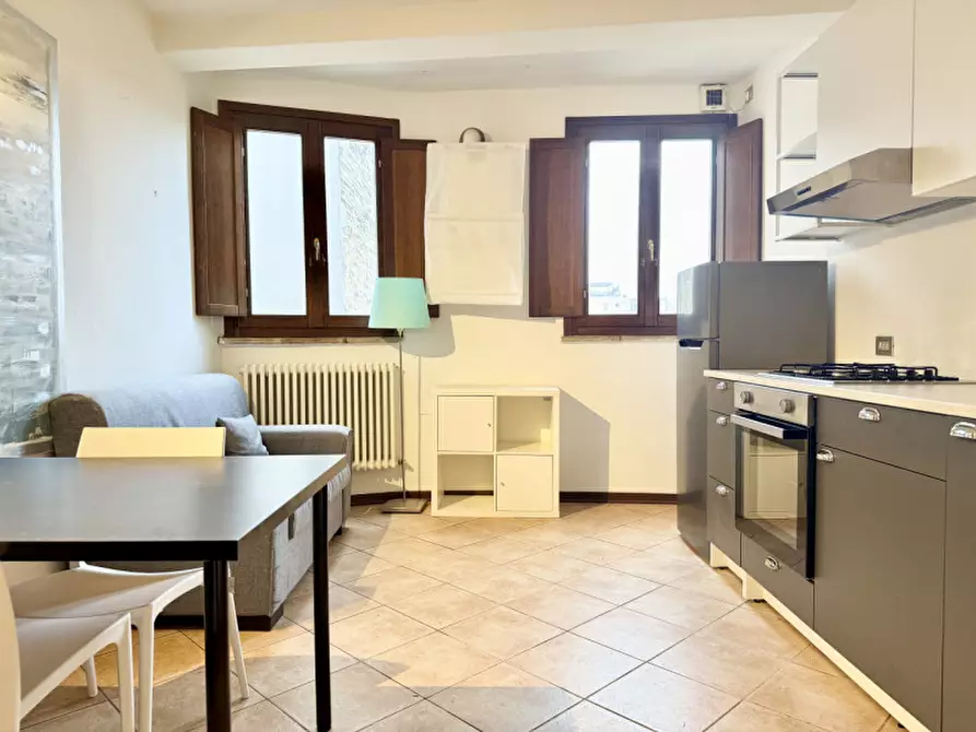 Immagine 2 di Appartamento in vendita  in via Aurelio Saffi 68 a Parma