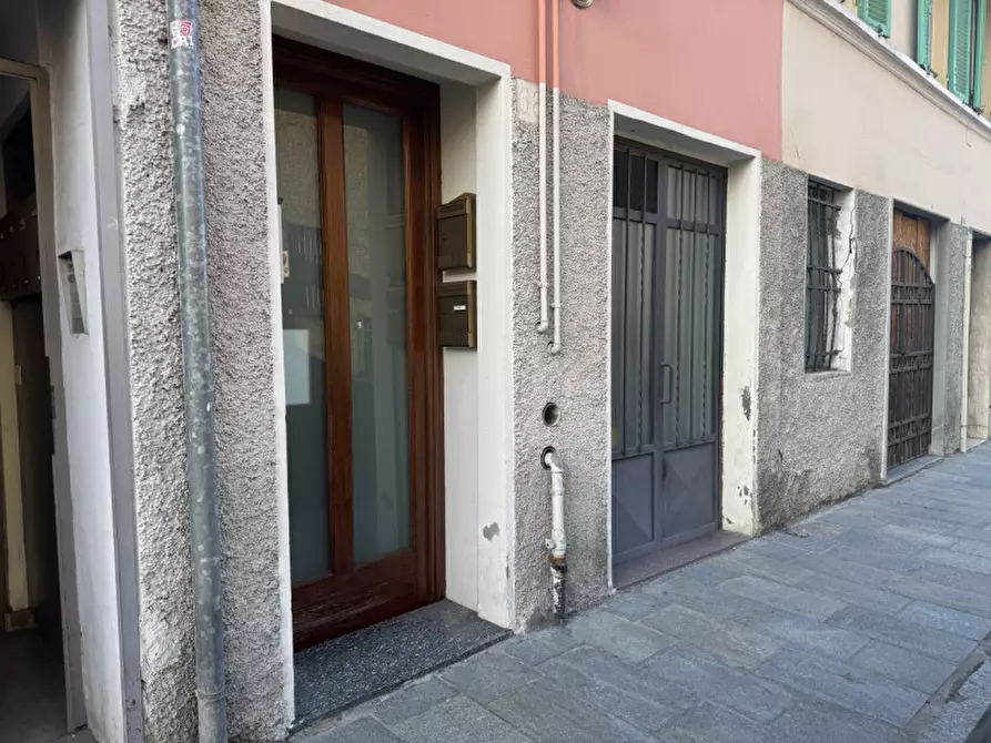 Immagine 22 di Appartamento in vendita  in via Aurelio Saffi 68 a Parma