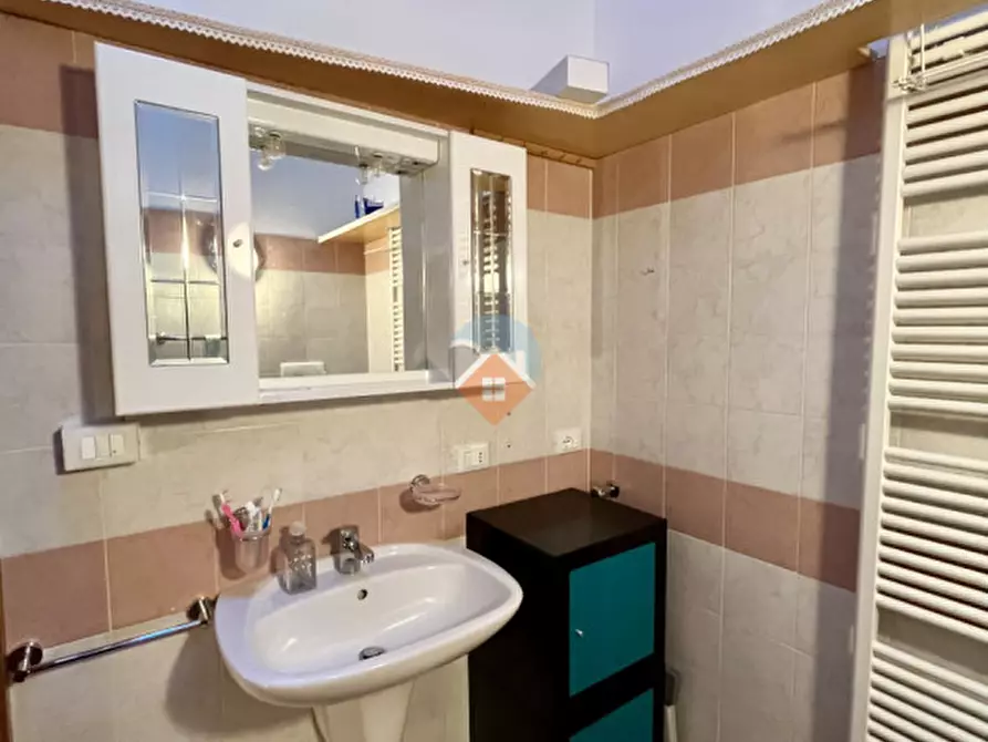 Immagine 11 di Appartamento in vendita  in Piazza Grande a Brentonico