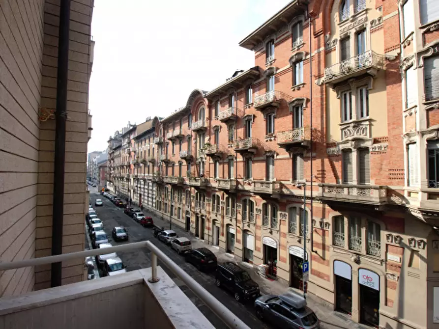 Immagine 18 di Appartamento in vendita  in Corso Francia, 87 a Torino
