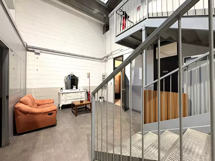 Immagine 8 di Capannone industriale in affitto  in Viale dell'Industria a Legnaro