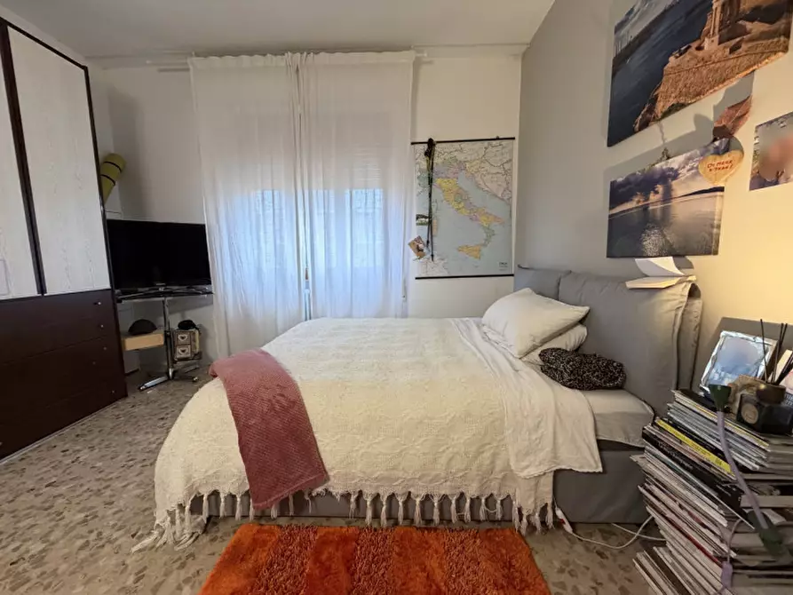 Immagine 11 di Appartamento in vendita  a Senigallia