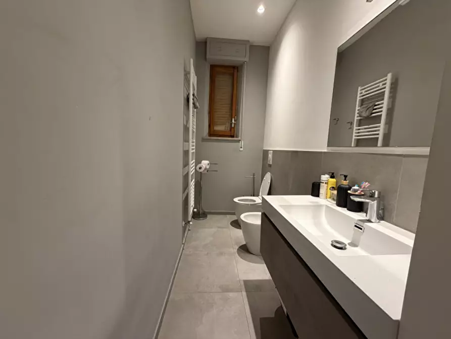 Immagine 13 di Appartamento in vendita  a Senigallia