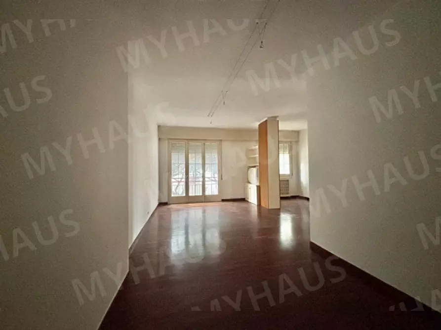 Immagine 10 di Appartamento in vendita  in Viale Cesare Abba, 14 a Cesenatico