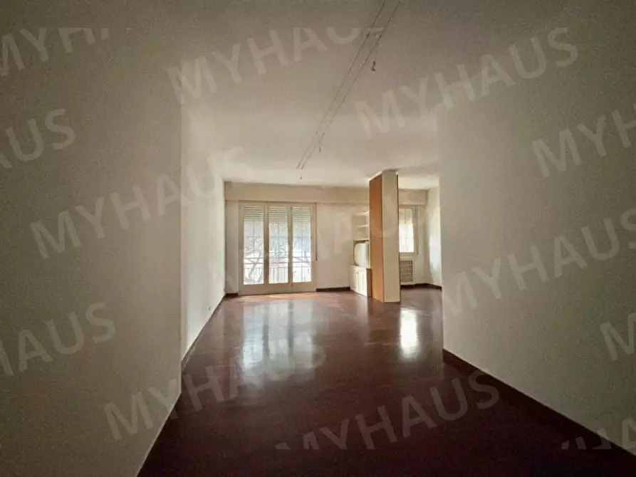 Immagine 9 di Appartamento in vendita  in Viale Cesare Abba, 14 a Cesenatico