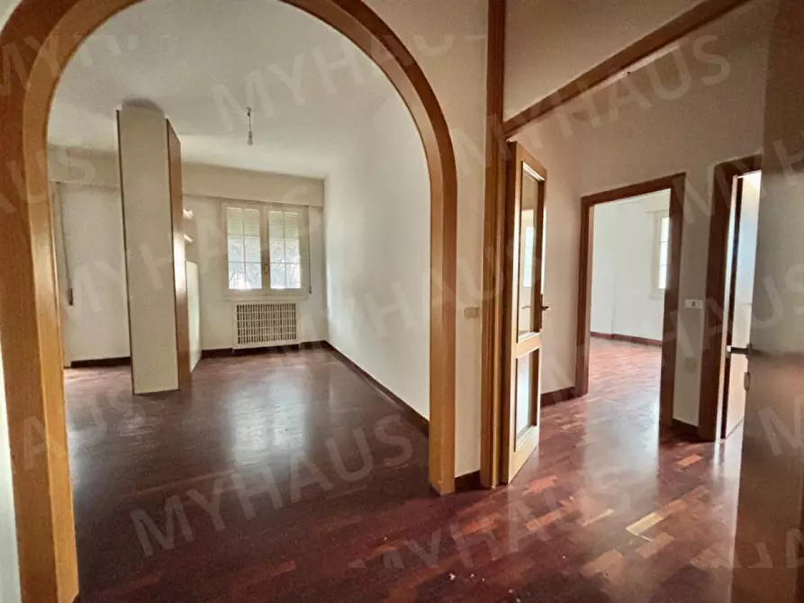 Immagine 21 di Appartamento in vendita  in Viale Cesare Abba, 14 a Cesenatico