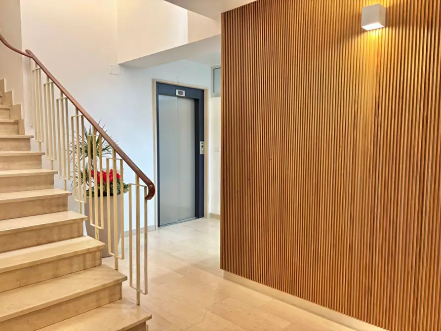 Immagine 28 di Appartamento in vendita  in Viale Cesare Abba, 14 a Cesenatico