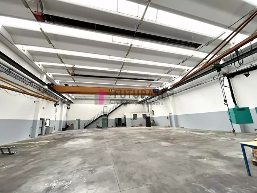 Immagine 4 di Capannone industriale in affitto  in Via James Watt a Piazzola Sul Brenta