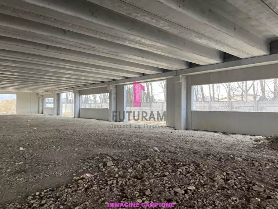 Immagine 26 di Capannone industriale in affitto  in Via James Watt a Piazzola Sul Brenta