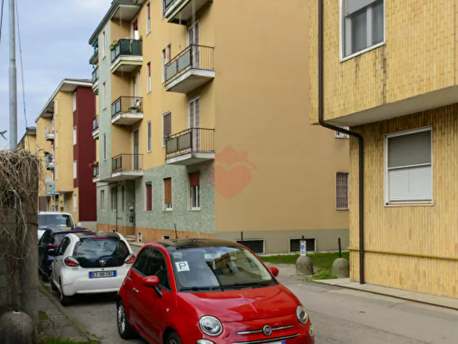 Immagine 29 di Appartamento in vendita  in Via Giacomo Leopardi 15 a Vaprio D'adda