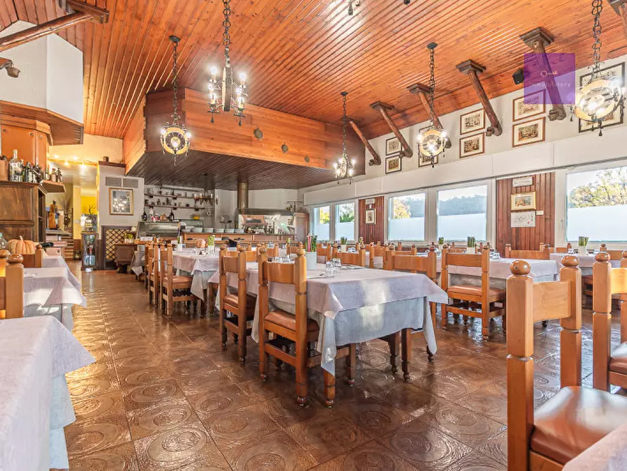 Immagine 7 di Hotel in vendita  a Torreglia