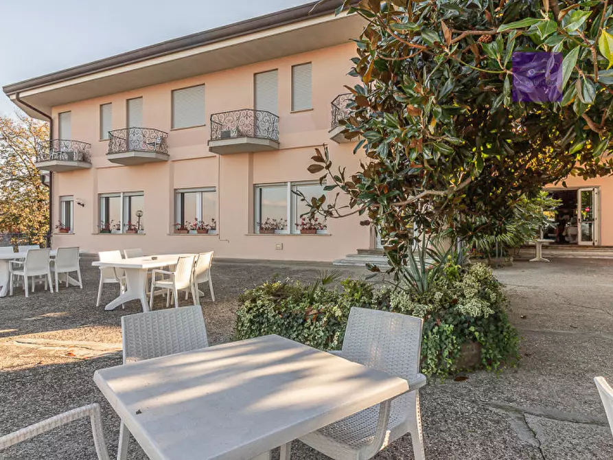 Immagine 11 di Hotel in vendita  a Torreglia