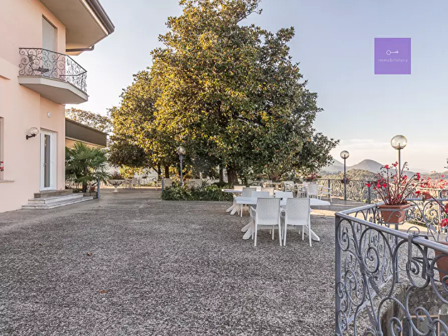 Immagine 15 di Hotel in vendita  a Torreglia