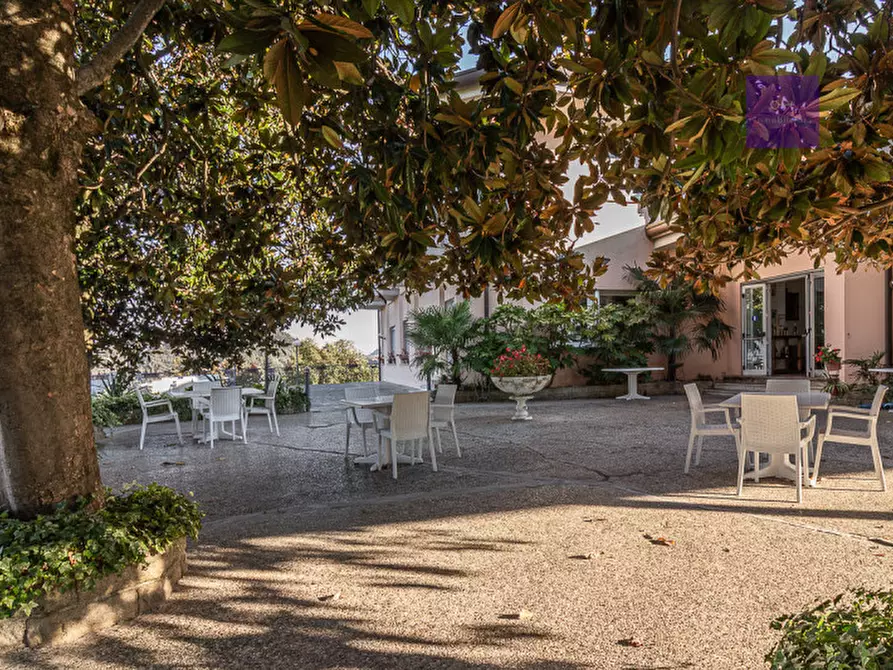 Immagine 23 di Hotel in vendita  a Torreglia