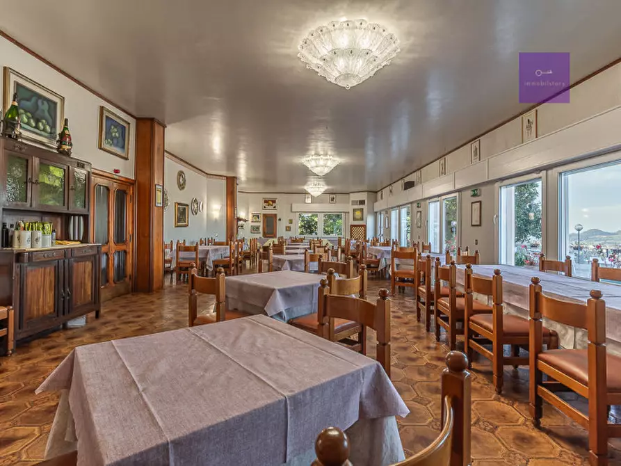 Immagine 30 di Hotel in vendita  a Torreglia