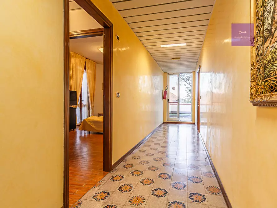 Immagine 46 di Hotel in vendita  a Torreglia