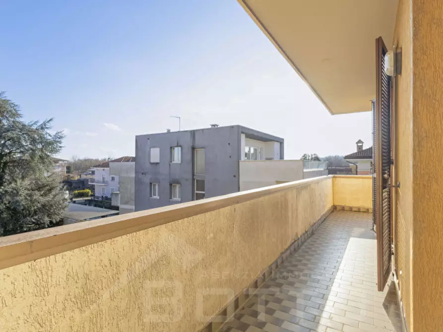 Immagine 21 di Appartamento in vendita  in Viale Guglielmo Marconi a Borgomanero