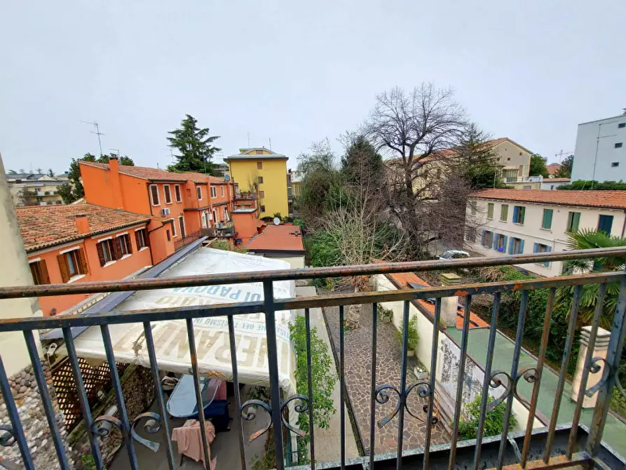 Immagine 10 di Appartamento in vendita  in Via Beato Pellegrino a Padova