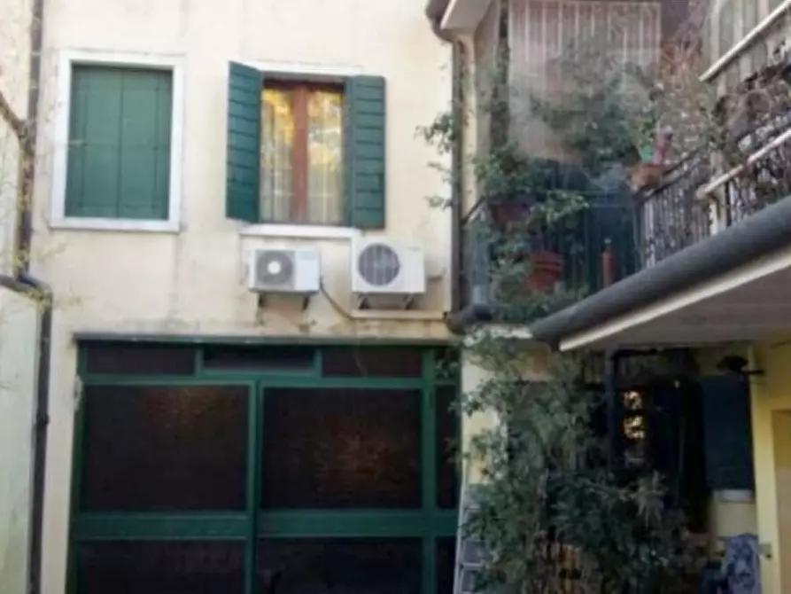 Immagine 25 di Appartamento in vendita  in Via Beato Pellegrino a Padova