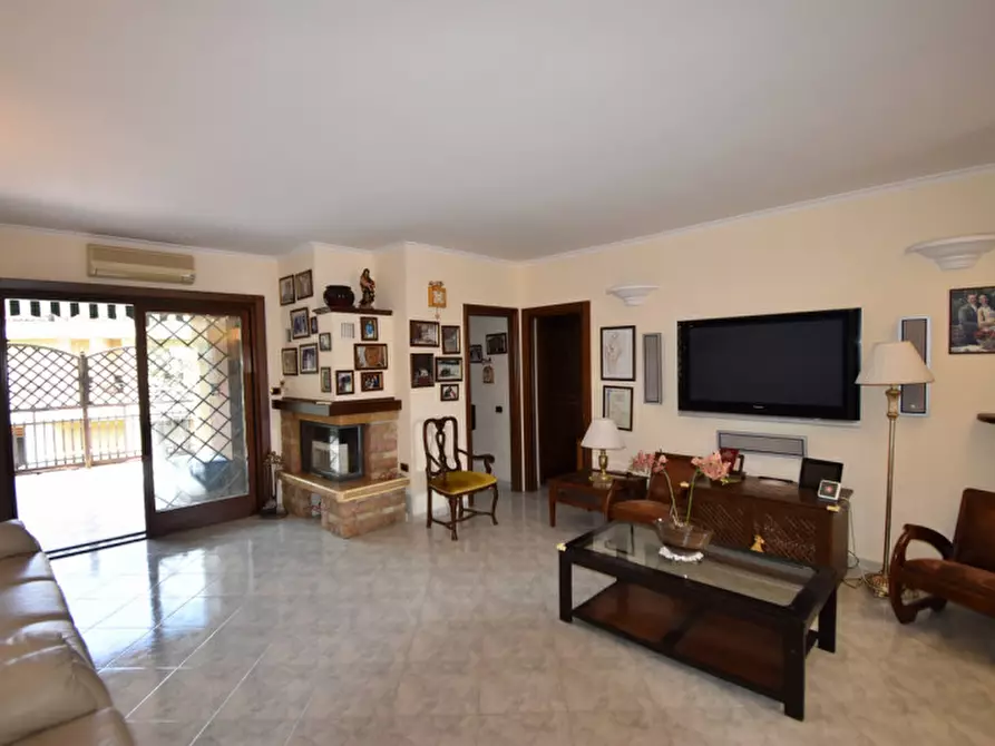 Immagine 6 di Attico in vendita  in Via Giulia Molino Colombini a Roma