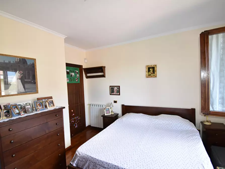 Immagine 10 di Attico in vendita  in Via Giulia Molino Colombini a Roma