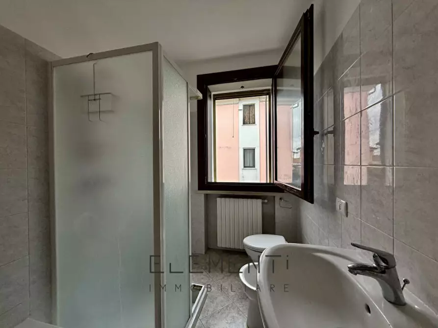 Immagine 14 di Appartamento in vendita  in Via Vittorio Bertazzoni a Sorgà