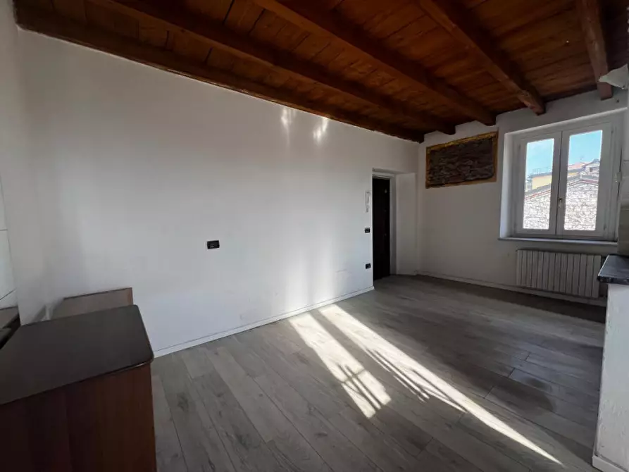 Immagine 2 di Appartamento in vendita  in Via Broli a Rezzato
