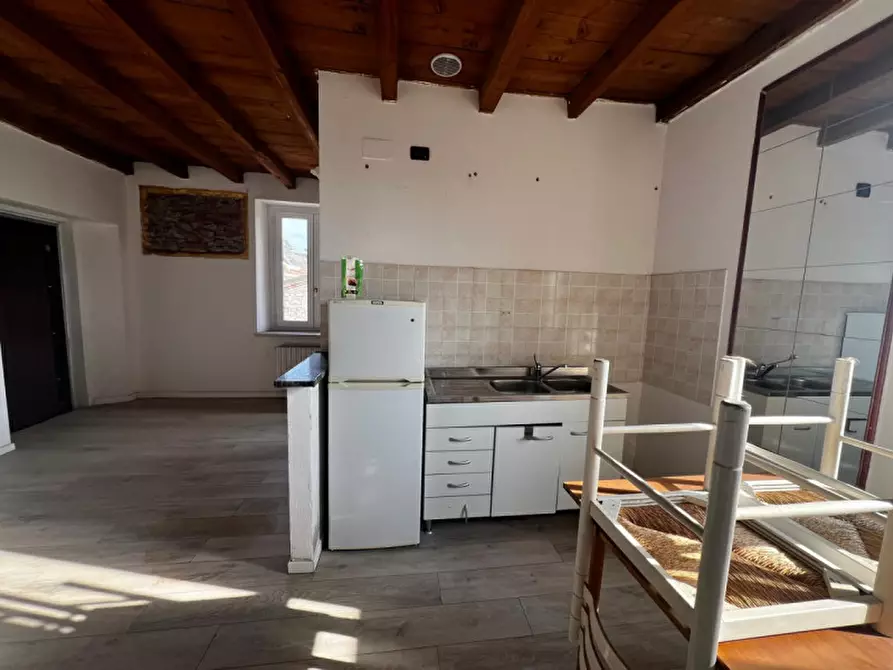 Immagine 9 di Appartamento in vendita  in Via Broli a Rezzato