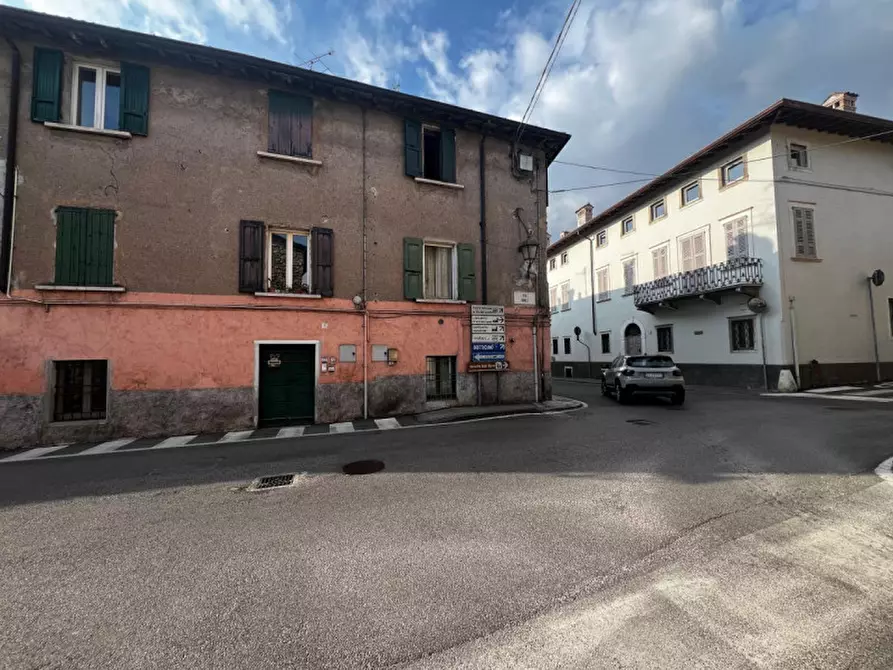 Immagine 15 di Appartamento in vendita  in Via Broli a Rezzato