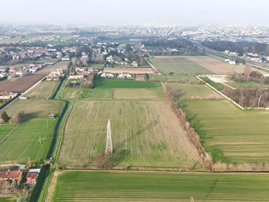 Immagine 1 di Terreno in vendita  in Via Ponte della Cagna a Padova
