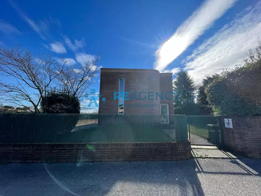 Immagine 3 di Villa in vendita  a Caldogno