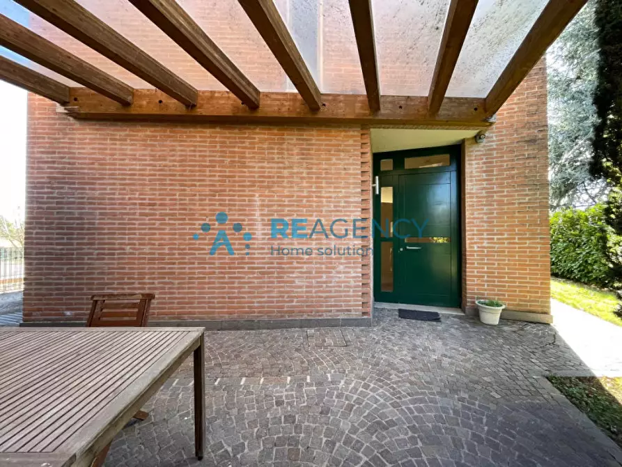 Immagine 7 di Villa in vendita  a Caldogno