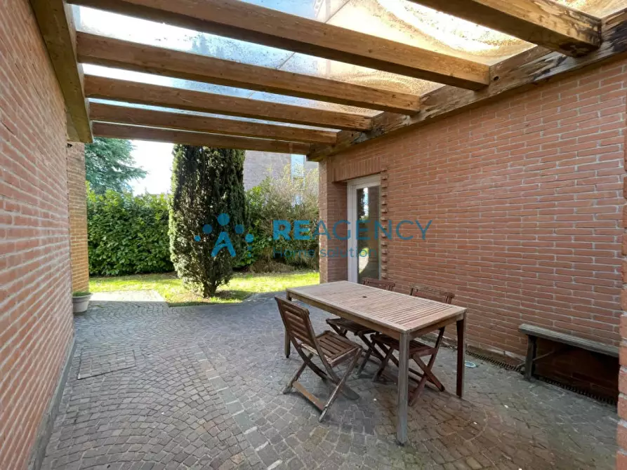 Immagine 10 di Villa in vendita  a Caldogno