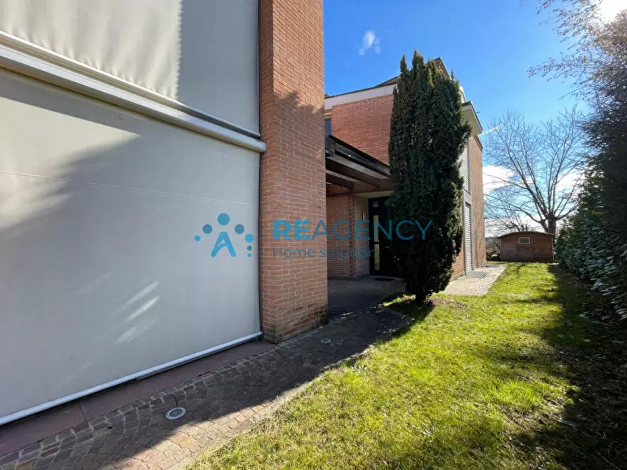 Immagine 11 di Villa in vendita  a Caldogno