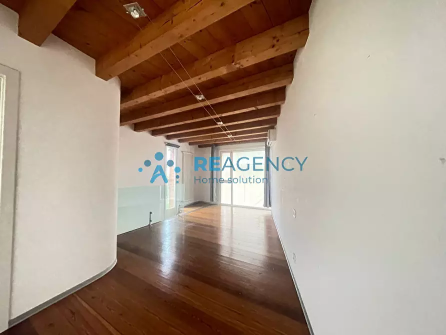 Immagine 36 di Villa in vendita  a Caldogno