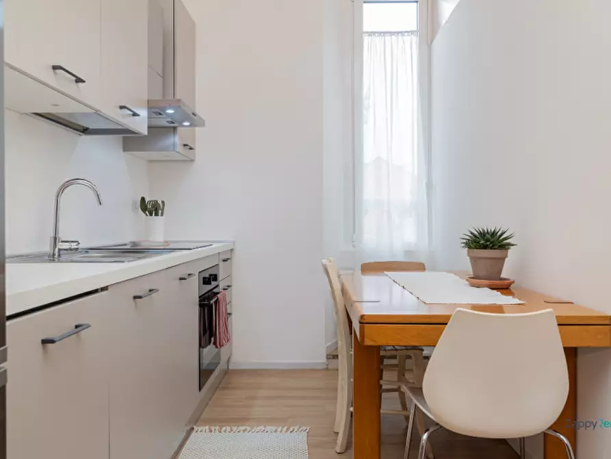 Immagine 3 di Appartamento in affitto  in Via Benaco, 17 a Milano